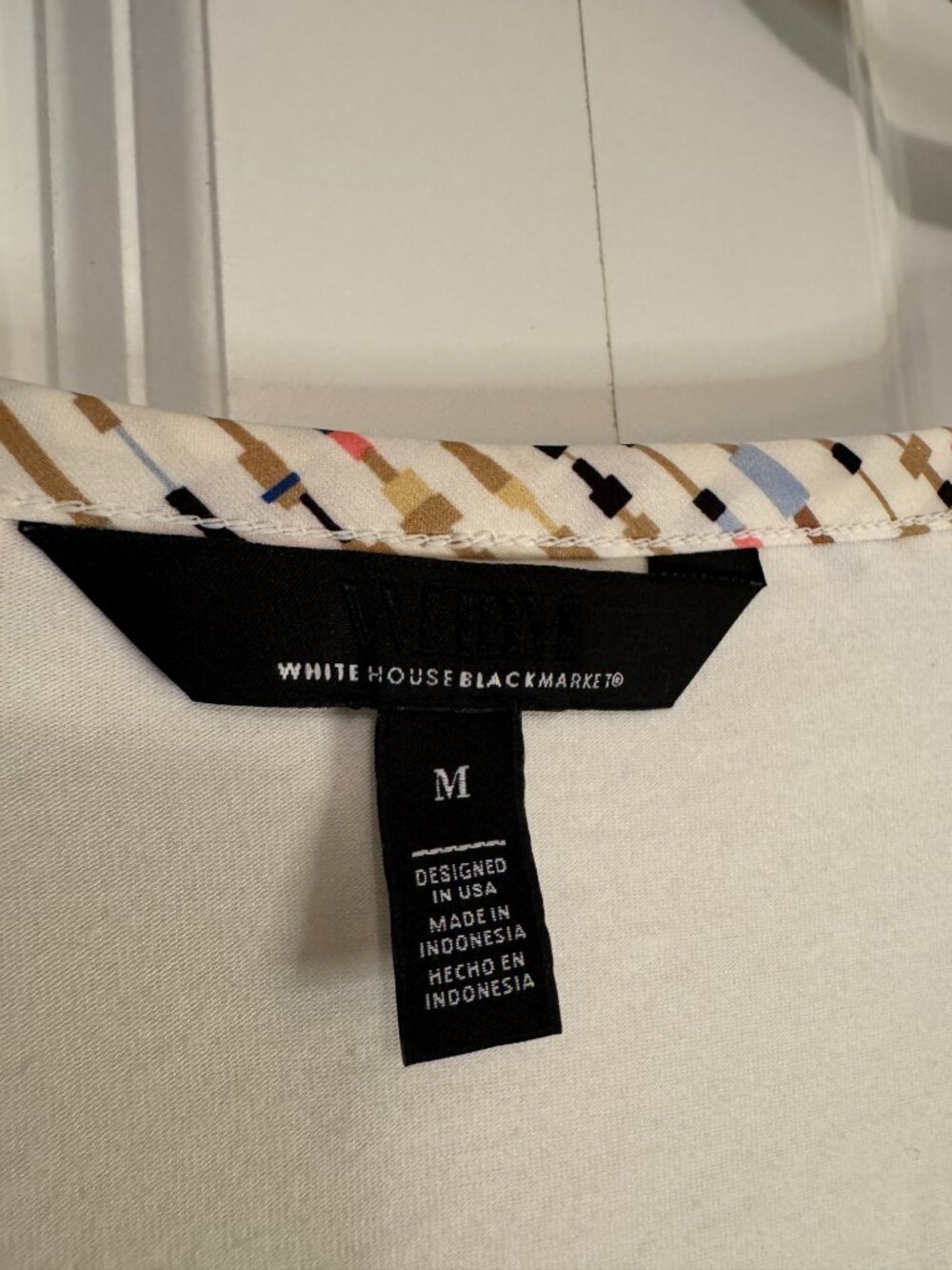 WHBM Satin Front Shell Tank - Picture 2 of 7